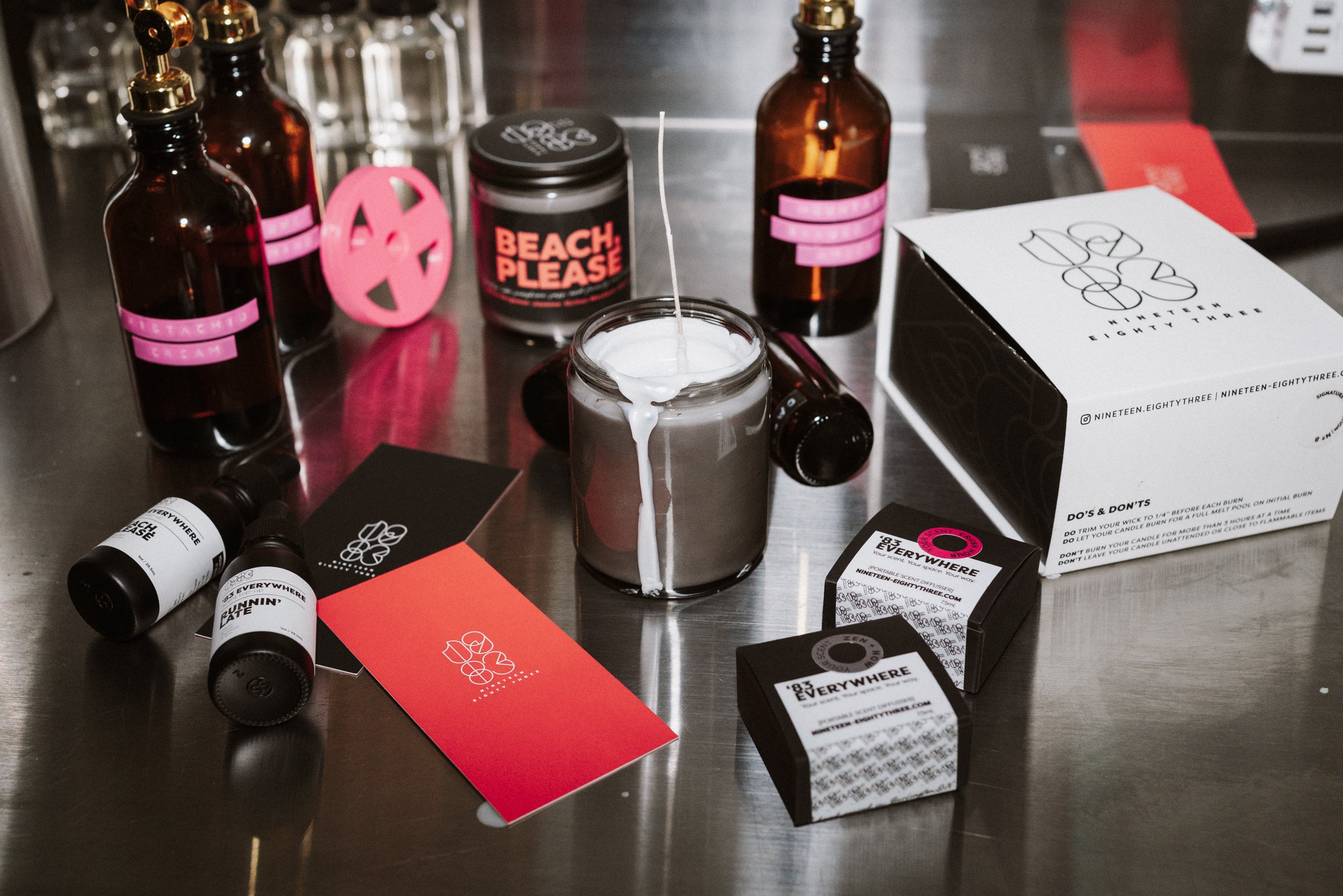 Hand-poured vegan candles and fragrance oils by 1983, clean-burning and Canadian made.